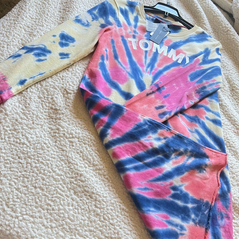 Tommy Hilfiger long sleeve Tye-Dye dress